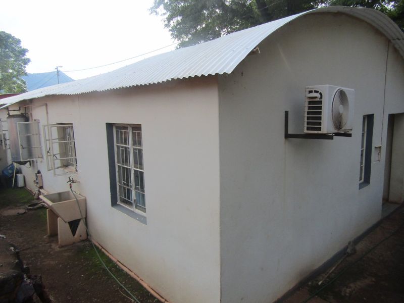 House for sale in Ipelegeng, Thabazimbi  - Photo 8