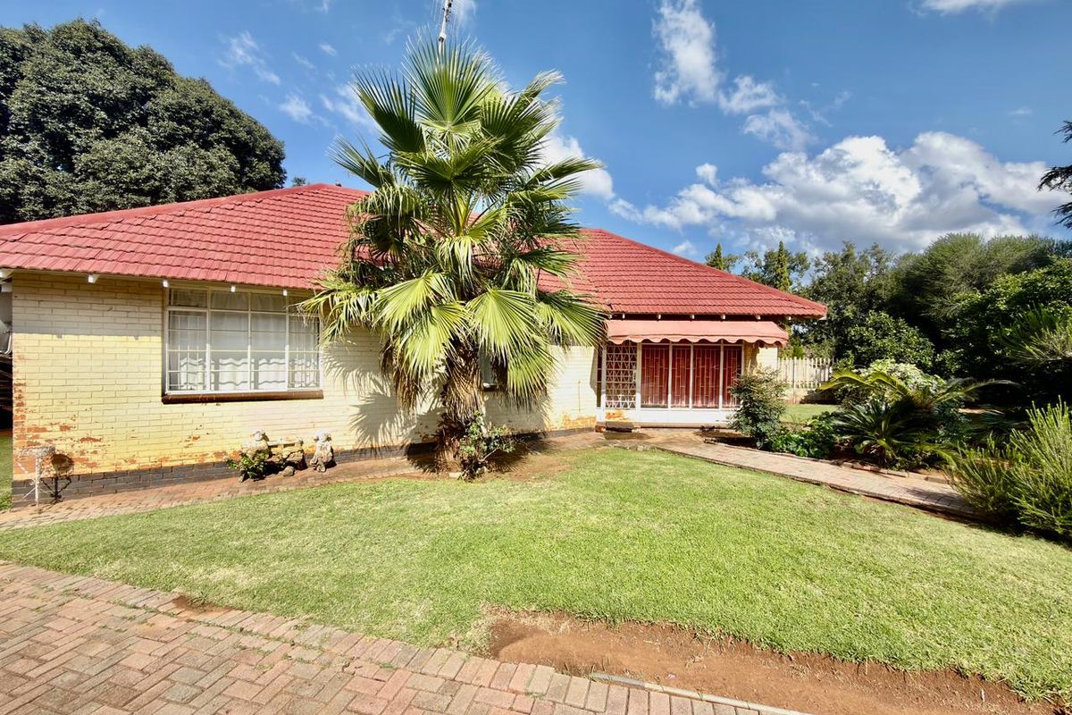 3 Bedroom house for sale in Stilfontein - Photo 3
