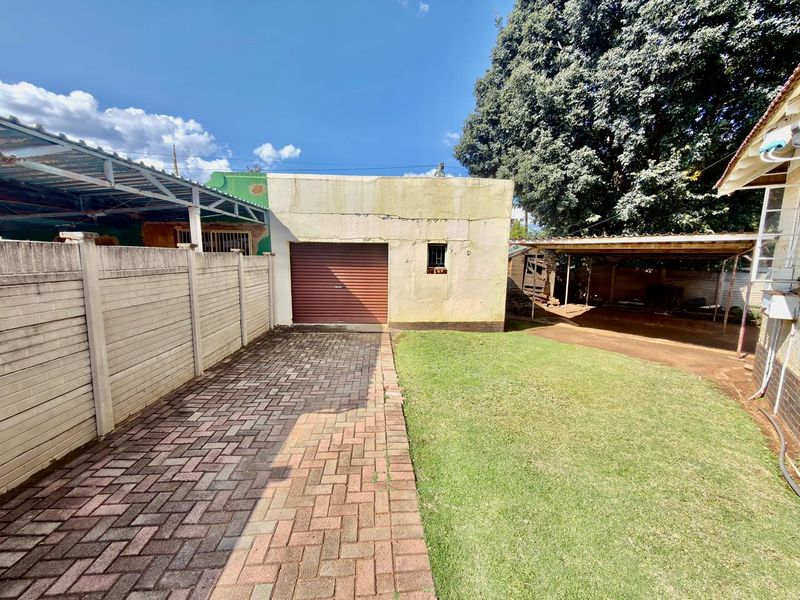 3 Bedroom house for sale in Stilfontein - Photo 8