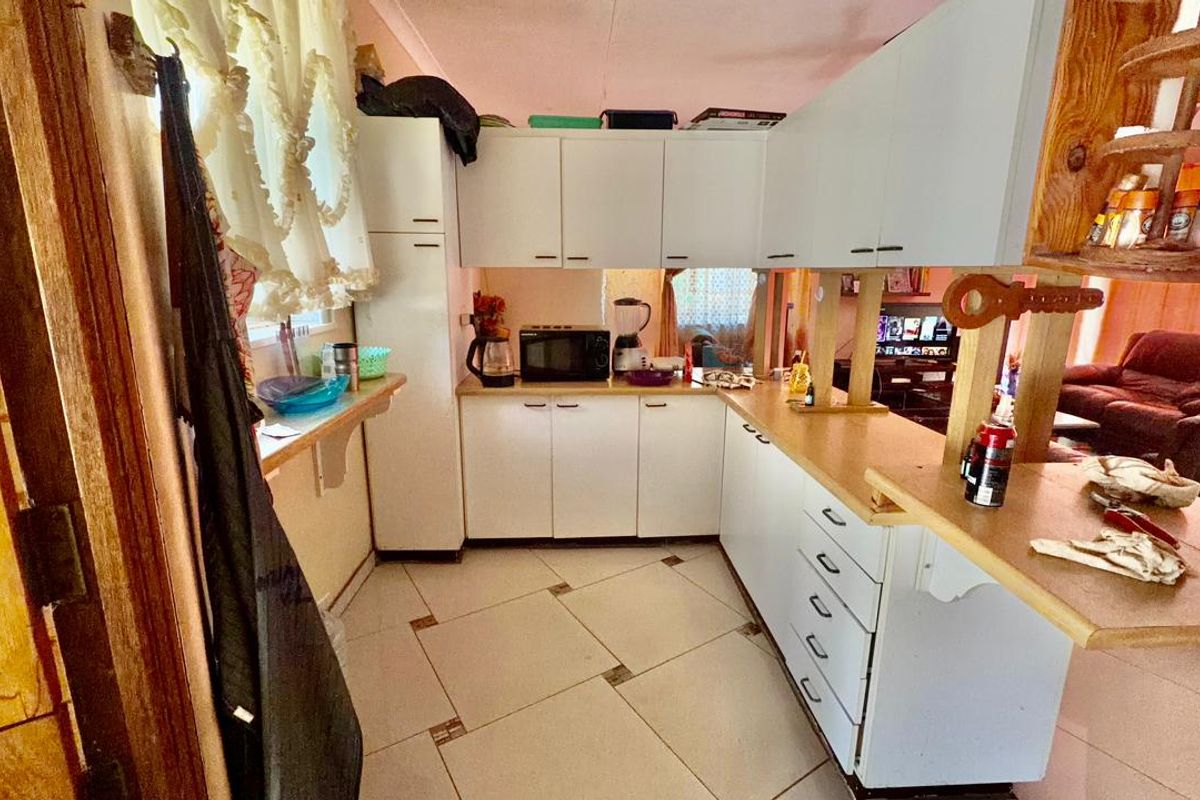 3 Bedroom house for sale in Stilfontein - Photo 4