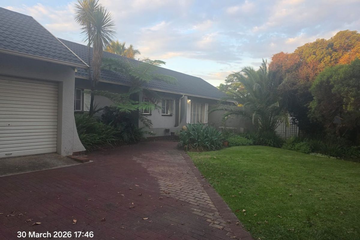 Spacious family home in Van Riebeeck Park to Rent - Photo 5