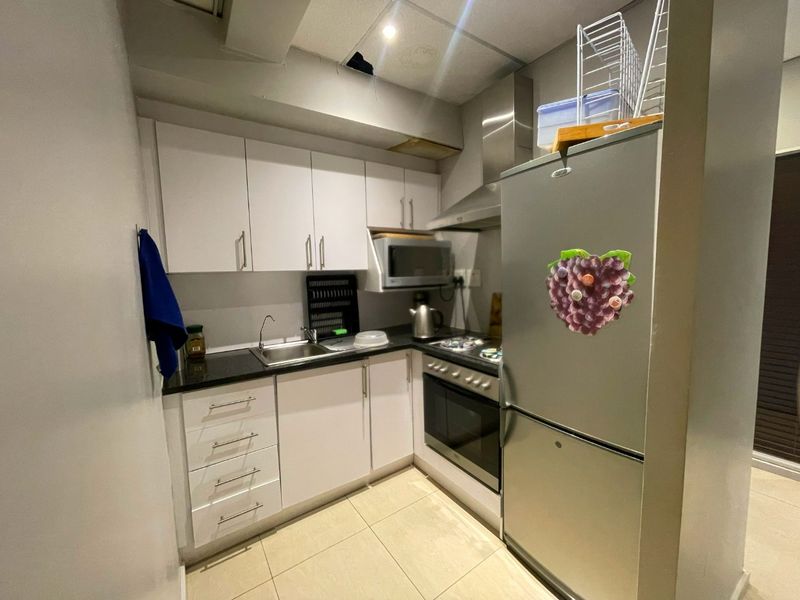 EXCELLENT INVESTMENT ON THE GOODWOOD GOLDEN MILE - Photo 5