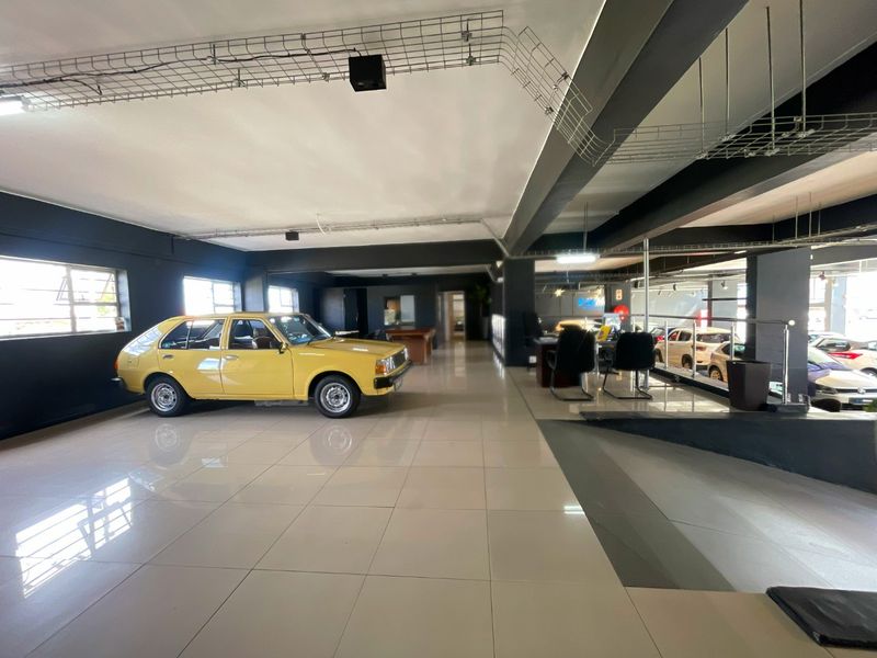 EXCELLENT INVESTMENT ON THE GOODWOOD GOLDEN MILE - Photo 9