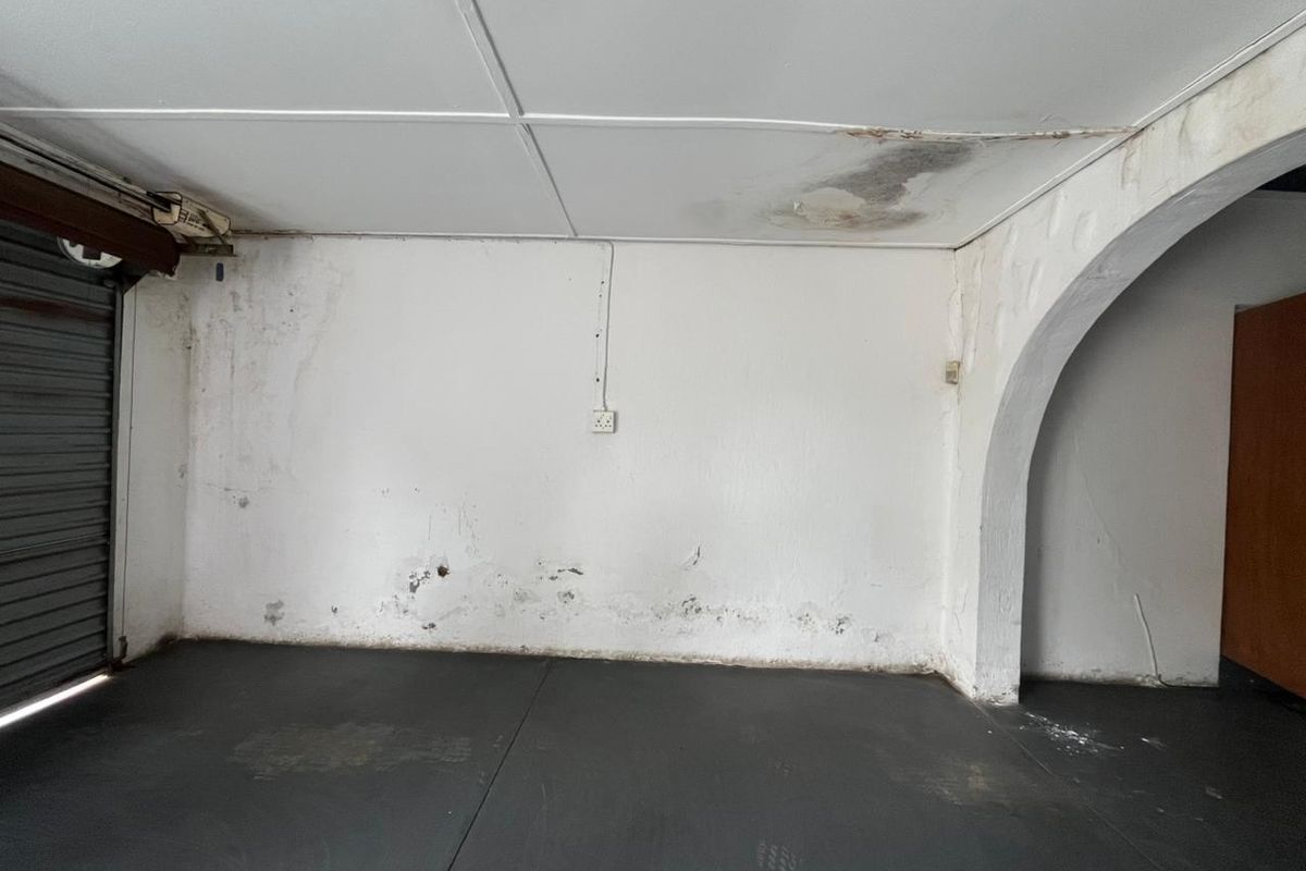 4 Bedroom Family Home with Pool & 4-Car Garage in Meyerville - Photo 4