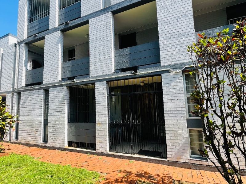 2 Bed Apartment in Umbilo for Rent - Photo 3