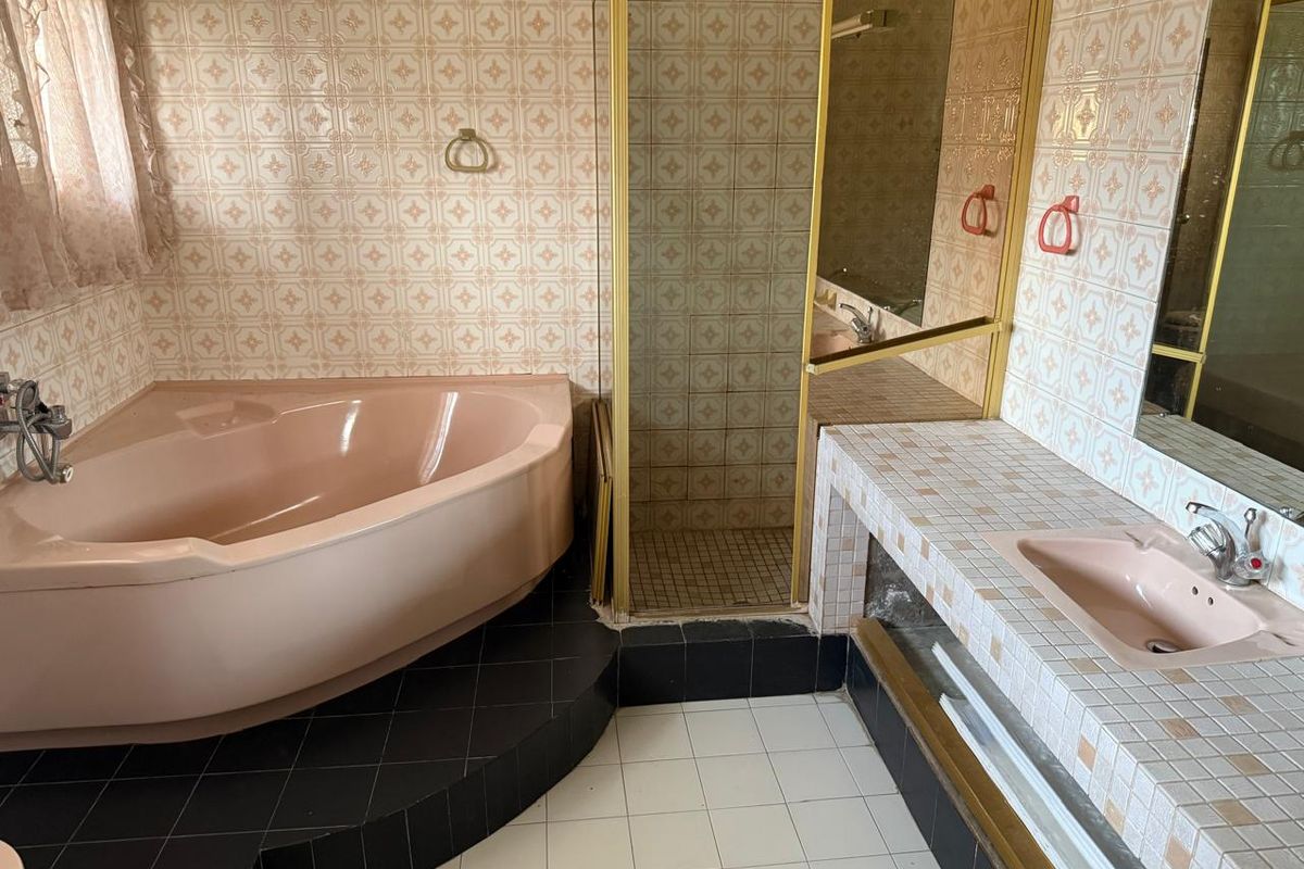 Endless Space, Effortless Living! - Photo 5