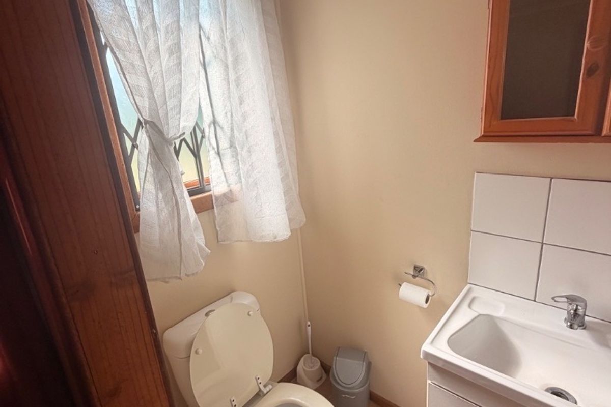 Lovely 3-Bedroom Flat to Rent on a Plot  Discover peaceful living in this charming 3-bedroom flat, perfectly situated on a secure and well-maintained plot.  Property Features: 	3 Spacious bedroom 2 Bathrooms 	Open and comfortable living area 	Neat kitchen with ample space 	Safe & secure environment for peace of mind 	Water & electricity INCLUDED   Pets & children: Welcome and can be discussed  This unit offers a relaxed, countryside feel while still being practical and convenient — ideal for a small family or anyone looking for a quiet, secure place to call home.  Enjoy privacy, safety, and space all in one! - Photo 5