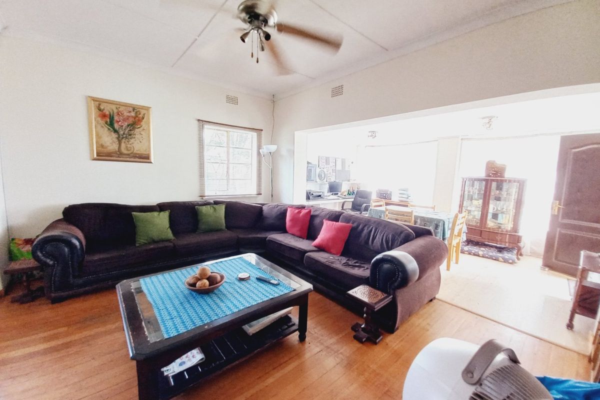 Secure Edendale Family Home with Flatlet and Office. - Photo 5