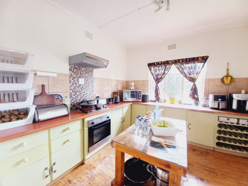 Secure Edendale Family Home with Flatlet and Office. - Photo 7