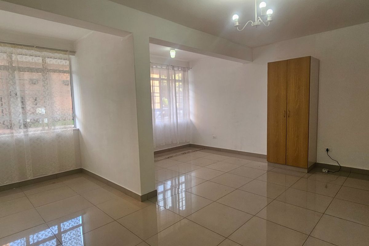 Ground Floor Studio Apartment | North Beach - Photo 5