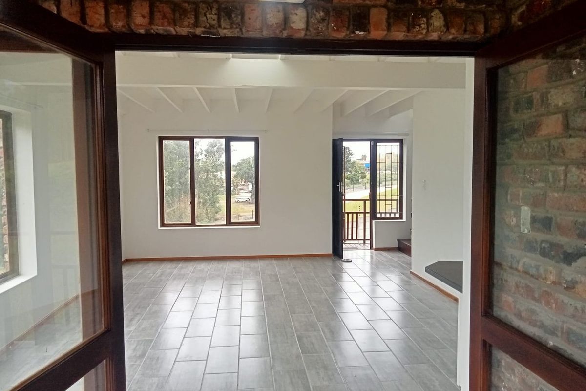 3 Bed Duplex in Heatherlands - Photo 2