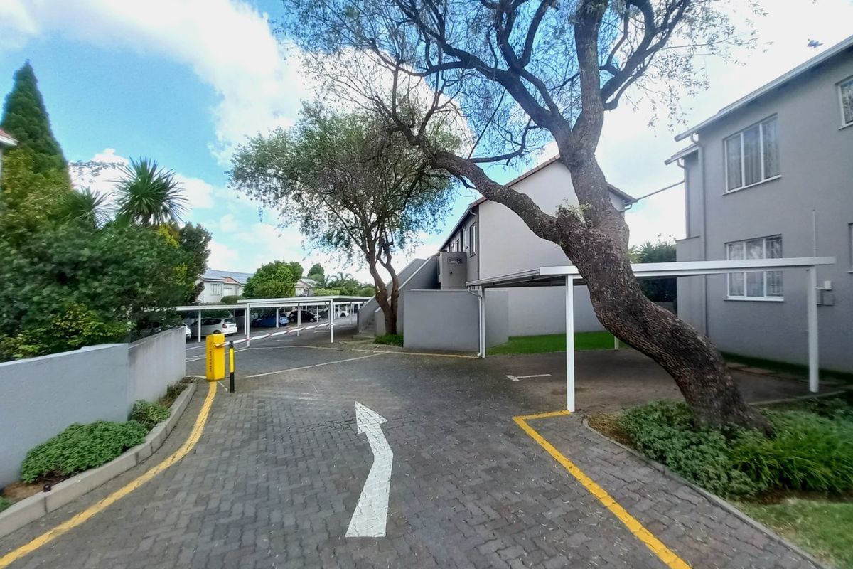 North facing haven in a secure Eden Glen complex - Photo 2