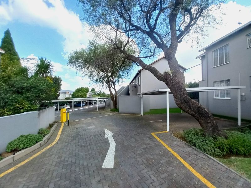 North facing haven in a secure Eden Glen complex - Photo 2