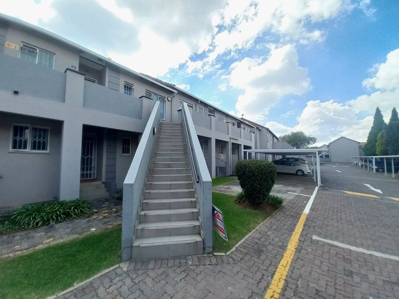 North facing haven in a secure Eden Glen complex - Photo 3