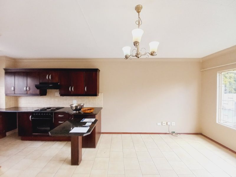 North facing haven in a secure Eden Glen complex - Photo 6