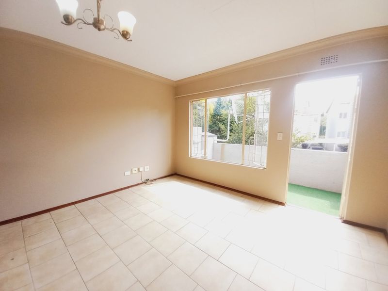 North facing haven in a secure Eden Glen complex - Photo 4