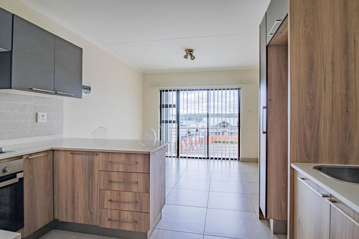 Modderfontein Gem: Open Plan Living & Secure Comfort - Photo 5