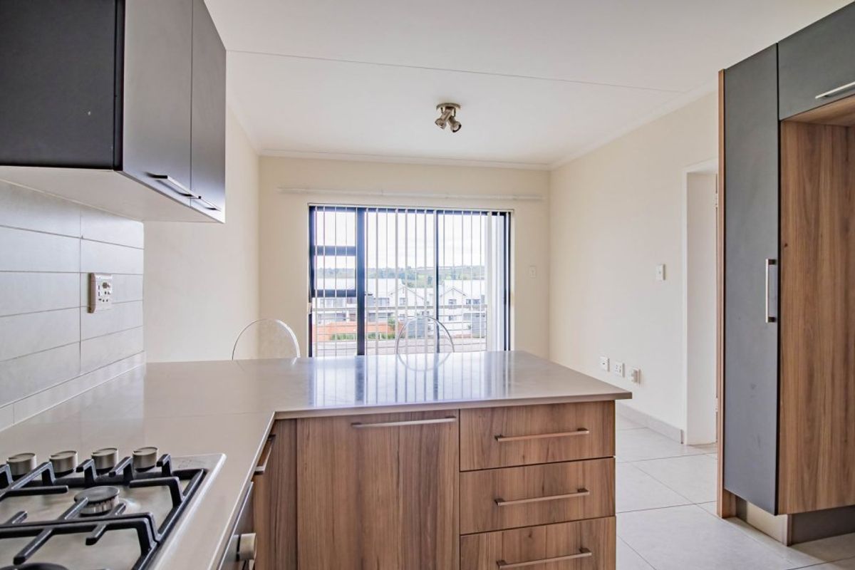 Modderfontein Gem: Open Plan Living & Secure Comfort - Photo 4