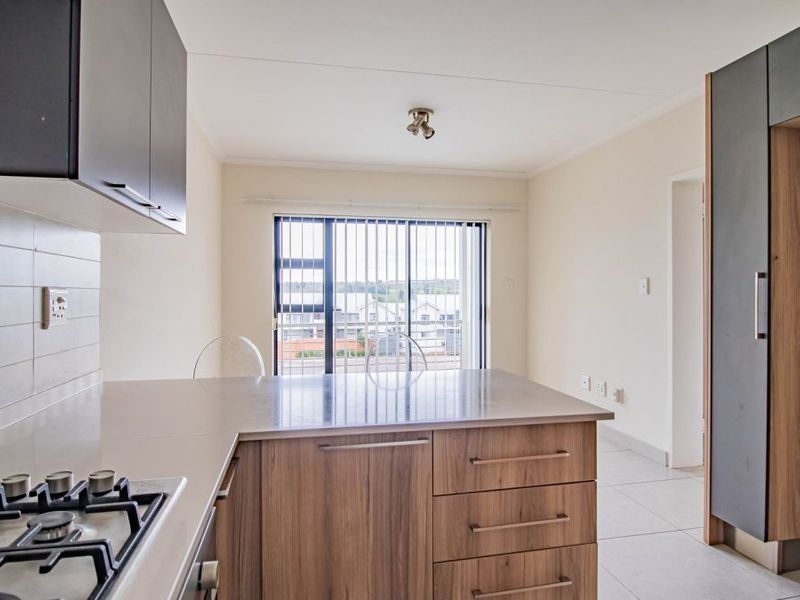 Modderfontein Gem: Open Plan Living & Secure Comfort - Photo 4