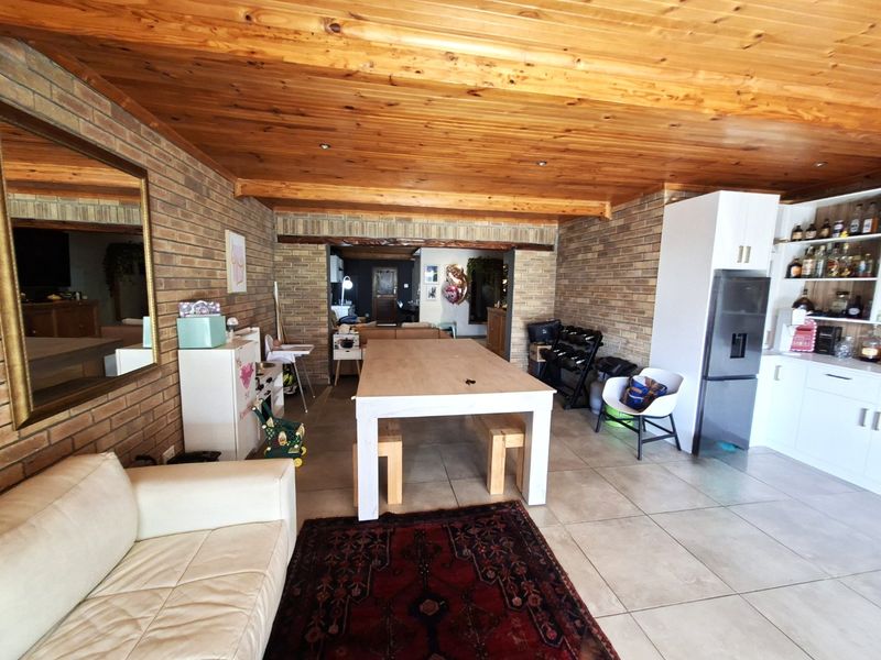 2 BEDROOM FACEBRICK HOUSE FOR SALE IN GROENVALLEI BELLVILLE - Photo 8