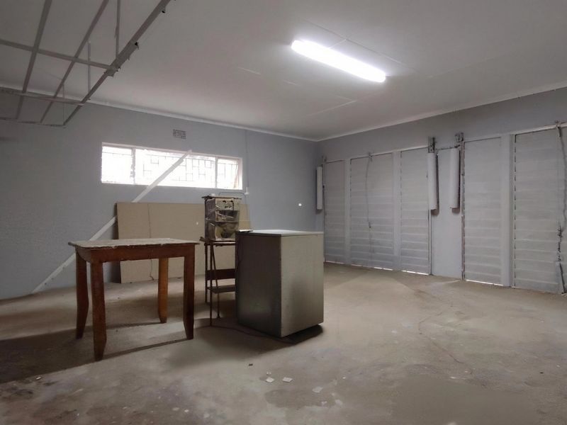 Spacious 4-Bedroom Family Home in Peaceful Kookrus - Photo 7