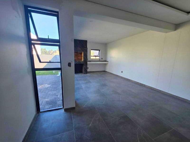 BRAND NEW TURN-KEY HOME - ALMOST READY - Photo 10
