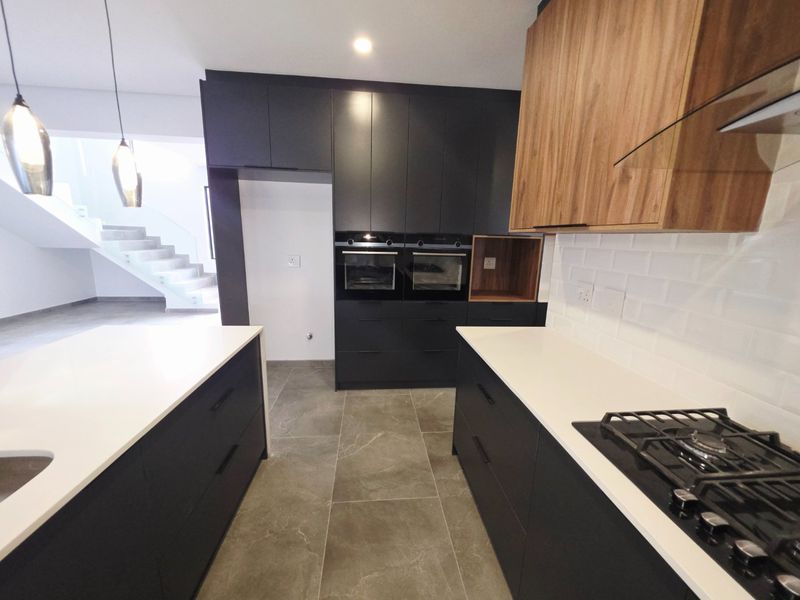 BRAND NEW TURN-KEY HOME - ALMOST READY - Photo 4