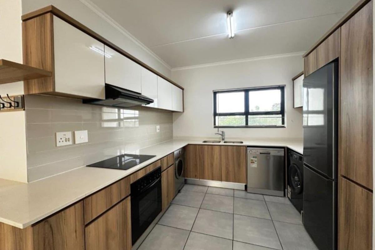 2 bed 2 bath apartment for rent  - Photo 2