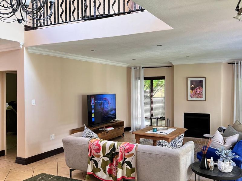 Luxury 4-Bedroom Home in Boardwalk Manor Estate - Available Immediate! - Photo 10