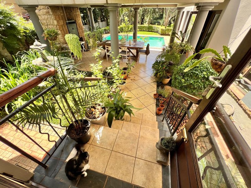 Luxury 4-Bedroom Home in Boardwalk Manor Estate - Available Immediate! - Photo 7