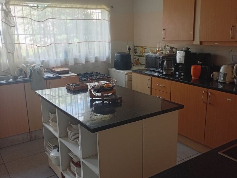 House For Sale  - Photo 9