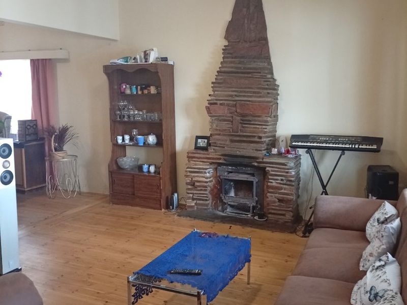 House For Sale  - Photo 8