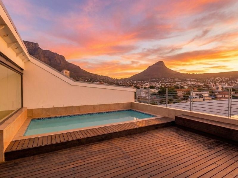 2-Bedroom Apartment With Stunning Table Mountain Views! - Photo 3