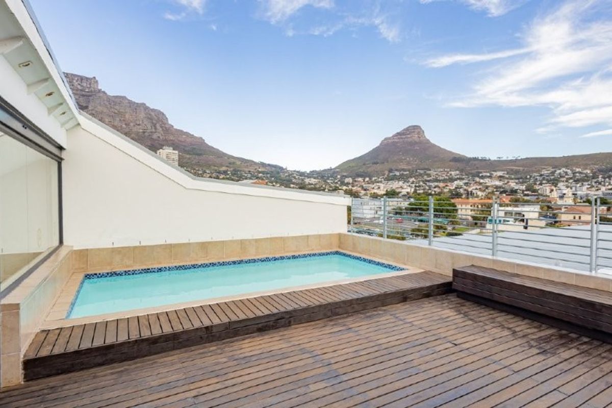 2-Bedroom Apartment With Stunning Table Mountain Views! - Photo 5