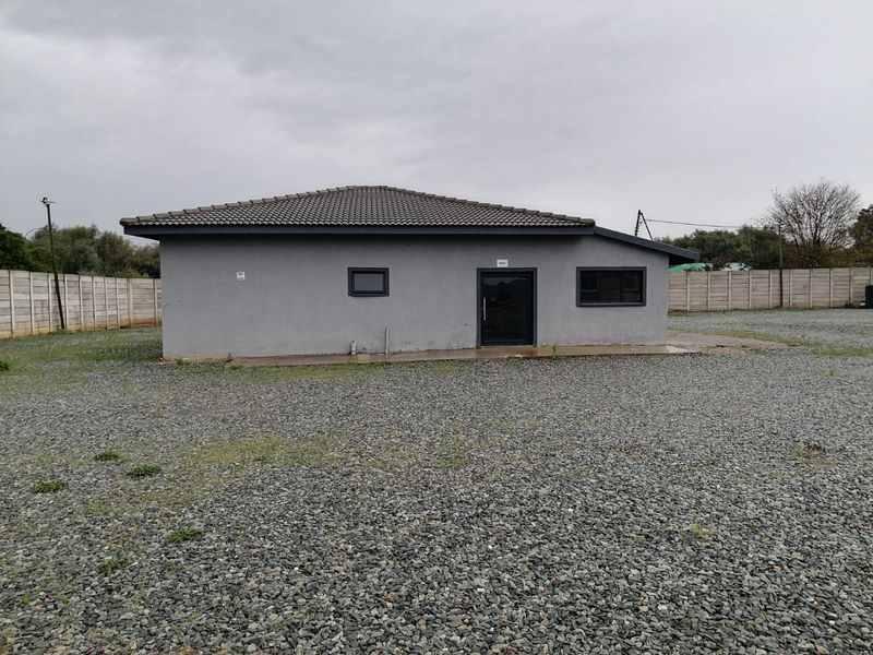 1000 SQUARE METERS INDUSTRIAL BUSINESS PROPERTY FOR RENTAL - Photo 3