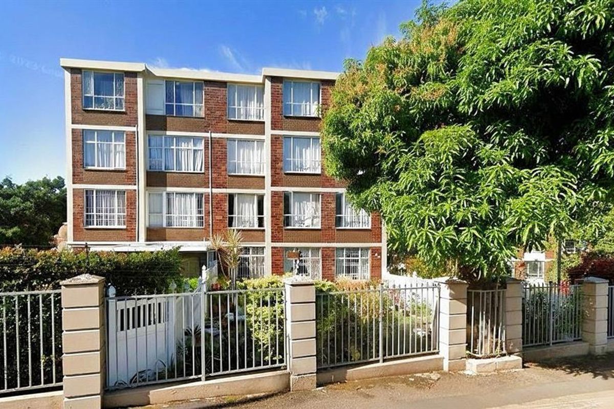 Cozy Two-Bedroom Apartment in the Heart of Morningside - Photo 2