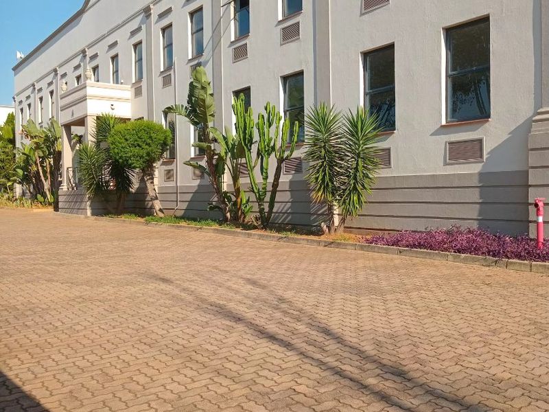 Centrally Located Industrial Property | Midrand, South Africa | Secure Business Hub** - Photo 4