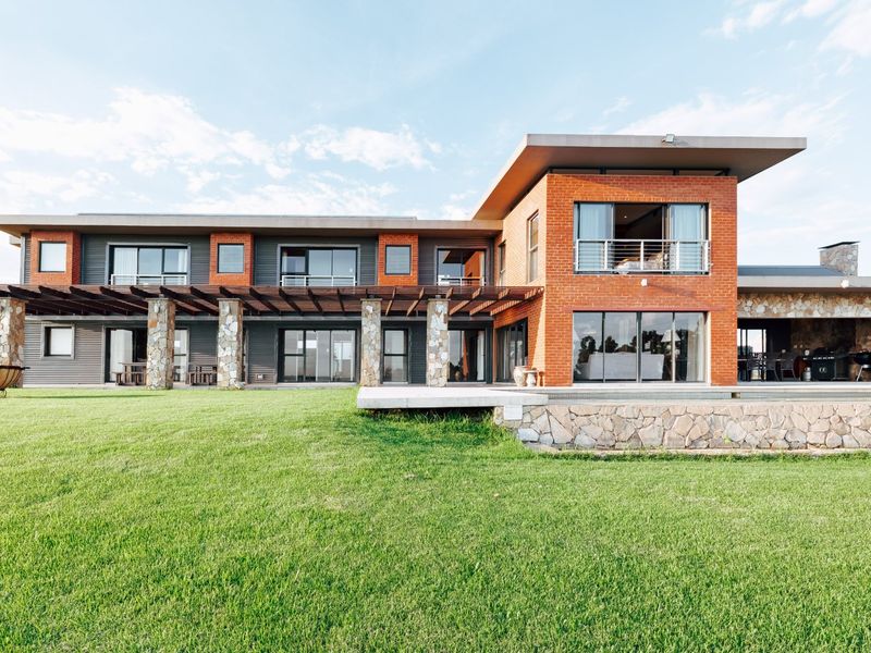 A Legacy of Land, A Vision for the Future – 723ha Prime Opportunity in Grootfontein - Water rights from Grootdam! - Photo 3