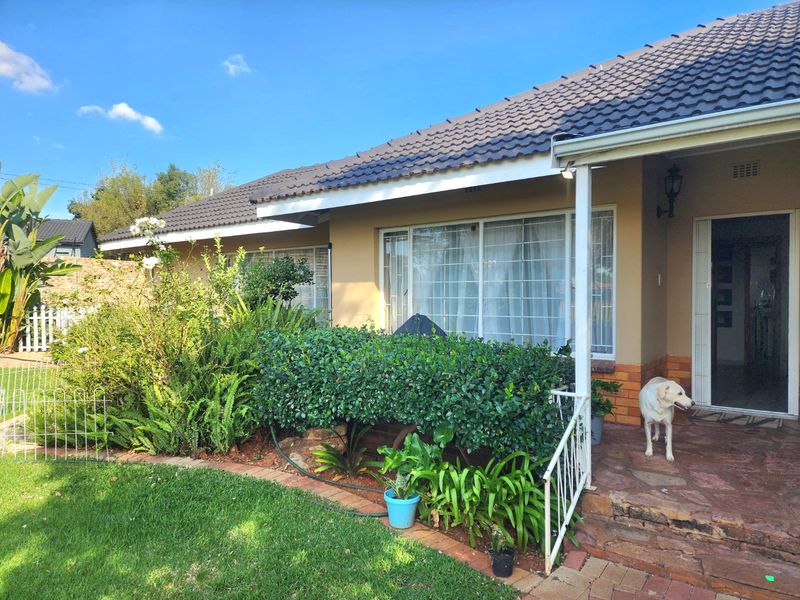 3 BEDROOM HOUSE PLUS 3 BEDROOM FLATLET IN ADAMAYVIEW - Photo 3