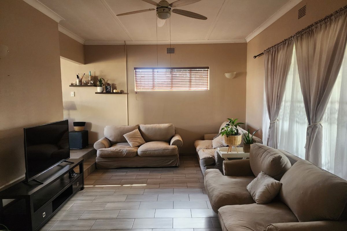 3 BEDROOM HOUSE PLUS 3 BEDROOM FLATLET IN ADAMAYVIEW - Photo 5