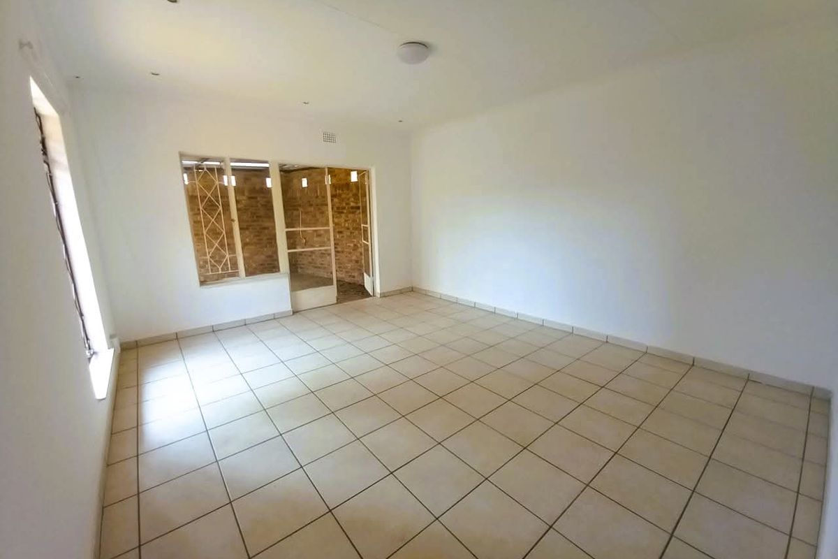 Fall in Love with Potential! - Photo 3