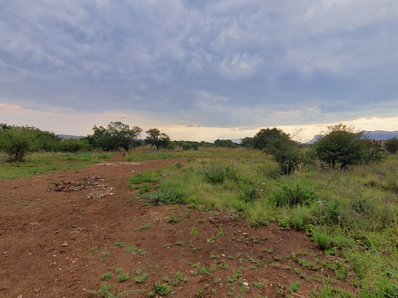 Exclusive La Camargue Plot in Hartbeespoort Wildlife Estate - Photo 2