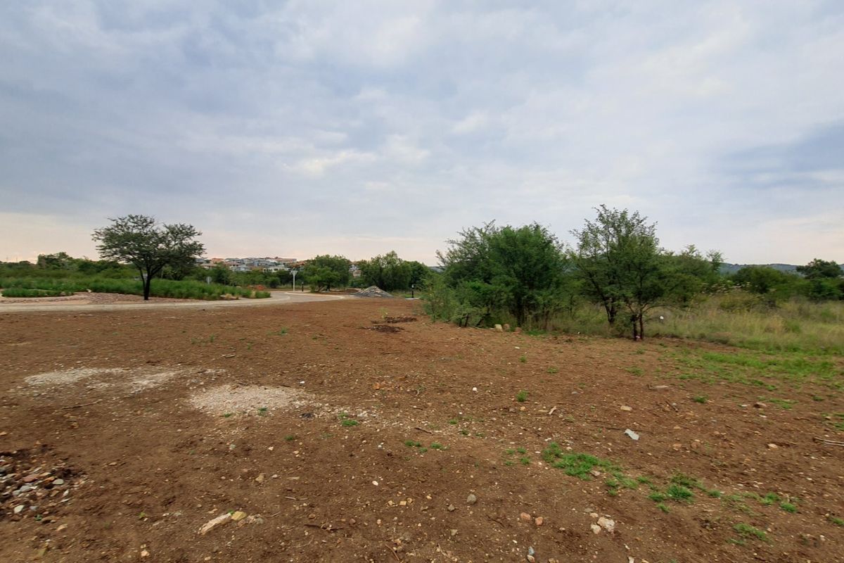 Exclusive La Camargue Plot in Hartbeespoort Wildlife Estate - Photo 4