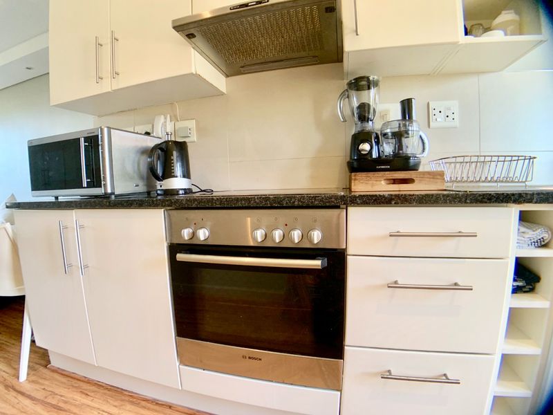 1 Bedroom, 1 Bathroom, Parking  - Photo 7