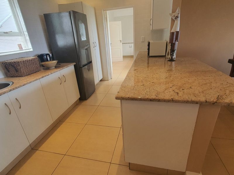 Gorgeous upmarket duplex villa in The Estuary - Photo 7