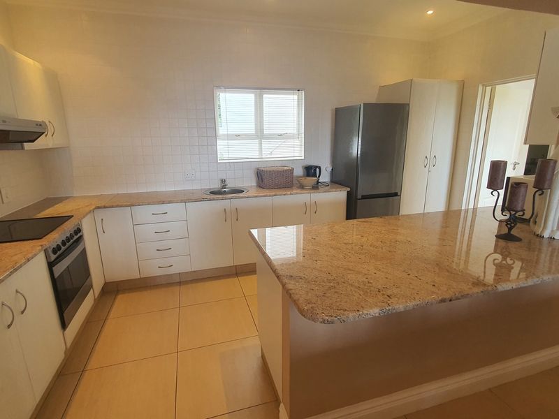 Gorgeous upmarket duplex villa in The Estuary - Photo 6