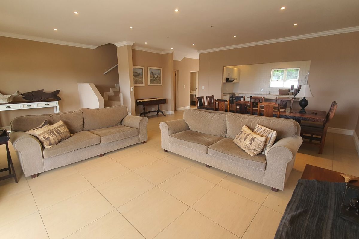 Gorgeous upmarket duplex villa in The Estuary - Photo 2