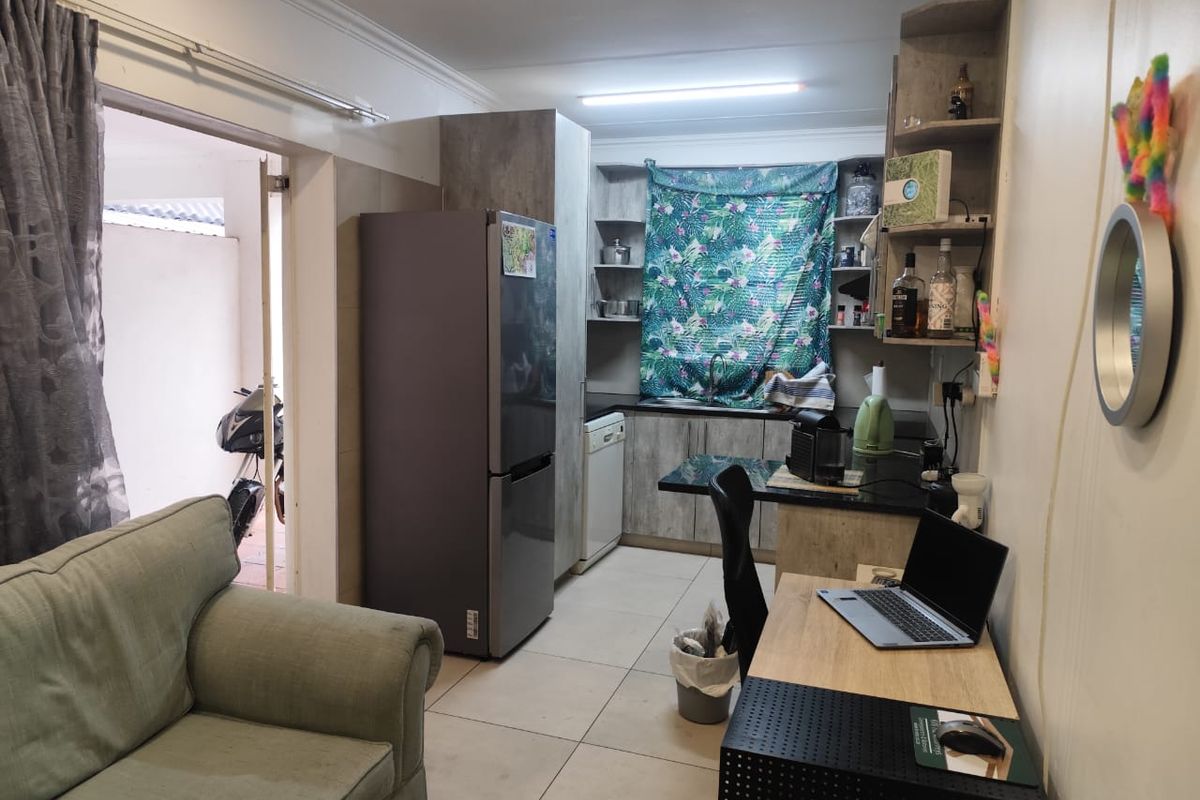 1 Bedroom Fully Furnished Cottage - Photo 4