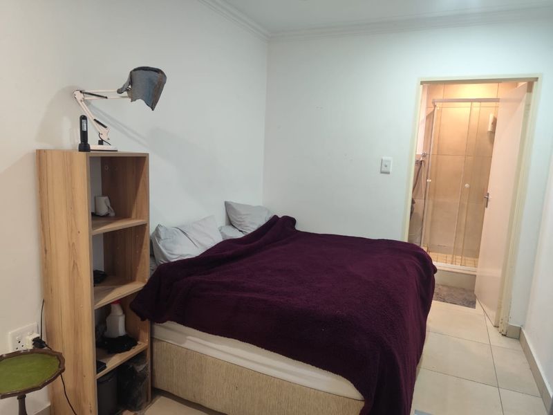 1 Bedroom Fully Furnished Cottage - Photo 5