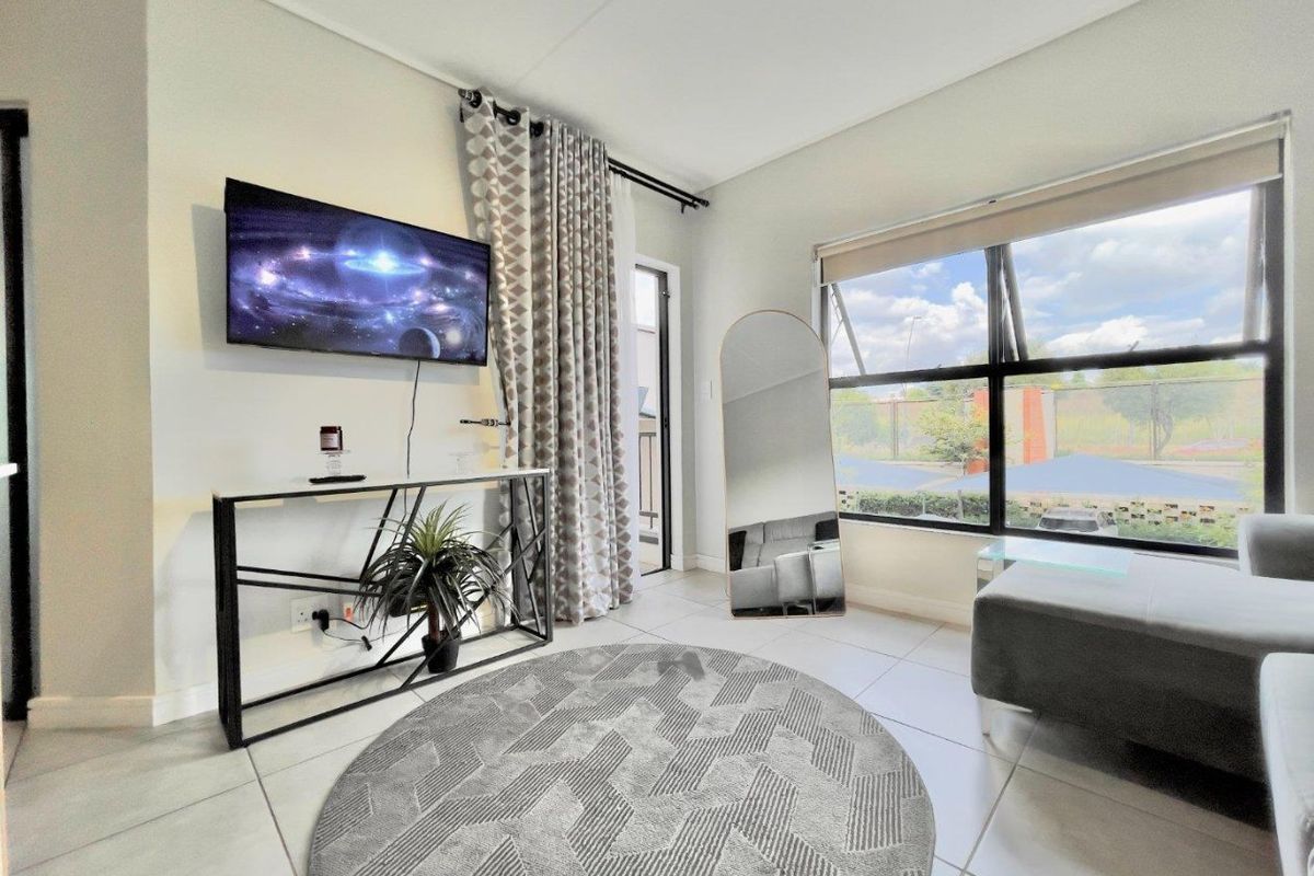 1 Bedroom Apartment / Flat to Rent in Waterfall - Photo 4